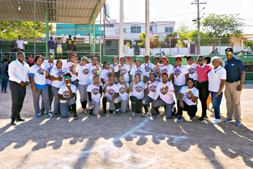 Barahona mantiene dinastía en RBI de Softbol femenino