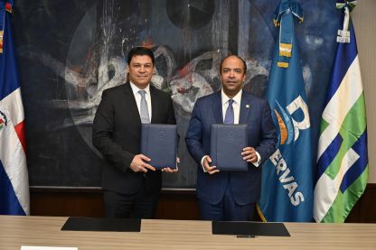 Suscriben línea de crédito en beneficio pymes dominicanas