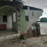 Colapsa vivienda por crecida de río en Sabaneta de Yásica, Puerto Plata