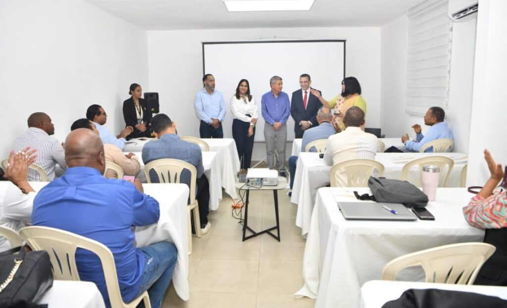 FP inicia formación electoral a su militancia con apoyo de JCE