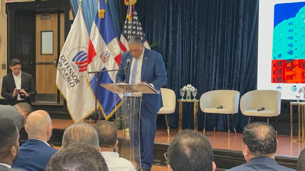 El Consulado de la República Dominicana en Nueva York y más de 10 instituciones gubernamentales celebraron el evento para prevenir las estafas inmobiliarias.
