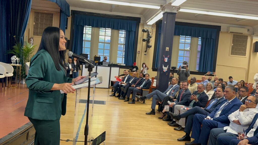 Celinés Toribio reafirma su compromiso con neoyorquinos