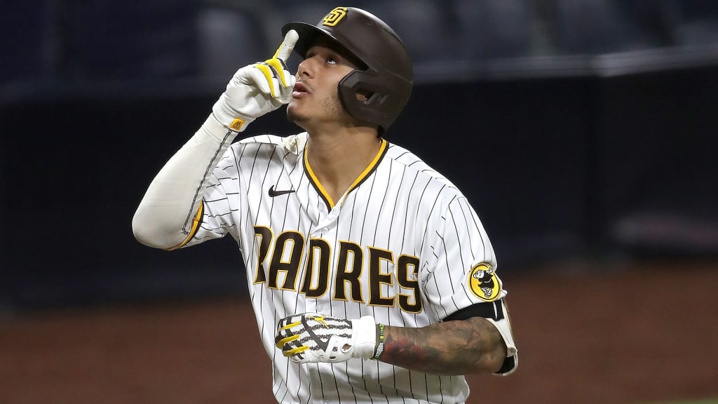 Manny Machado pega jonrón; Tatis Jr. anota decisiva para SD